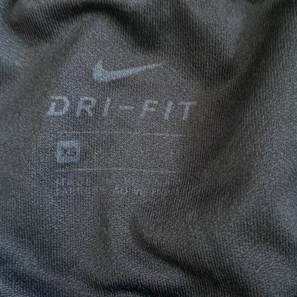Nike shorts size XS - Picture 3 of 4